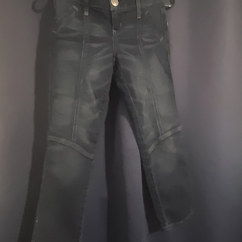 Capri pants